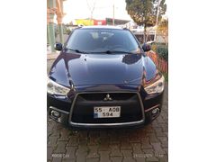 Memurdan Mitsubishi ASX 1.6 MIVEC Invite 2011 Model  187000 km Lacivert