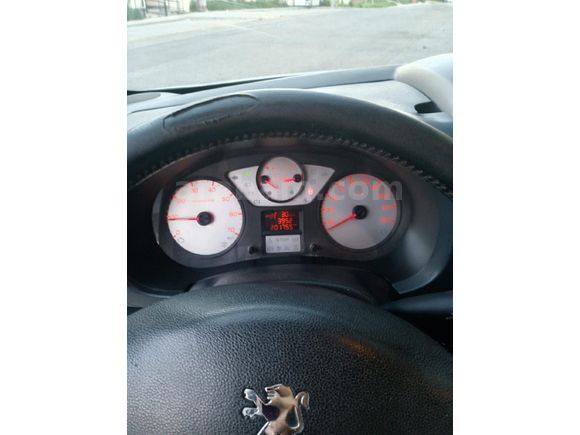 Peugeot Partner 1.6 HDI Premium Pack 2011 Model
