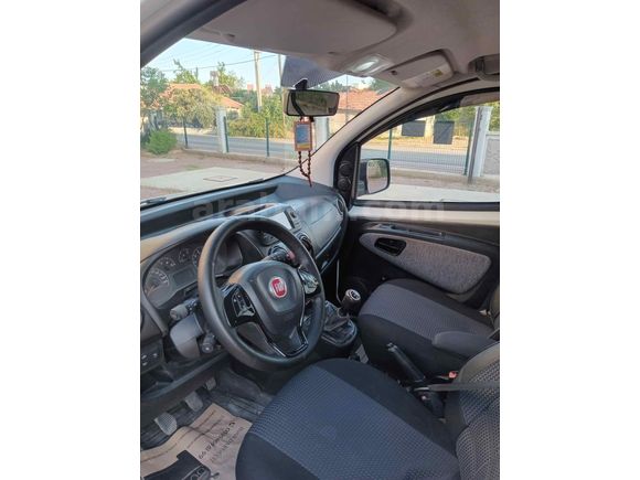 Sahibinden Fiat Fiorino Combi 1.3 Multijet Premio 2017 Model 