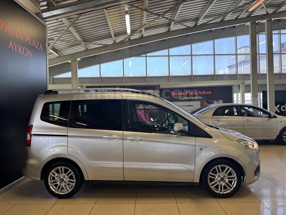 2021 FORD TOURNEO COURIER 1.5 TDCI TITANIUM