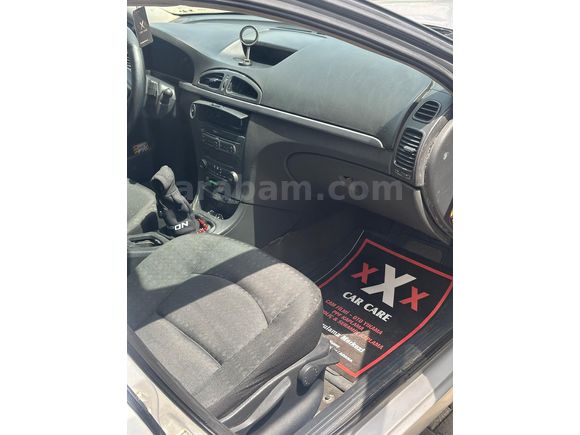 Sahibinden Renault Laguna 1.6 Expression 2006 Model