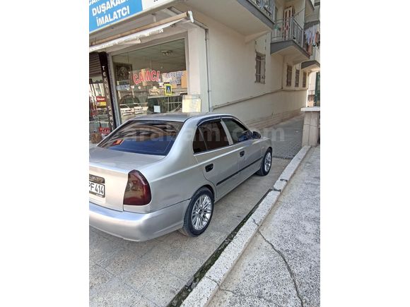 Sahibinden Hyundai Accent 1.3 LS 2001 Model