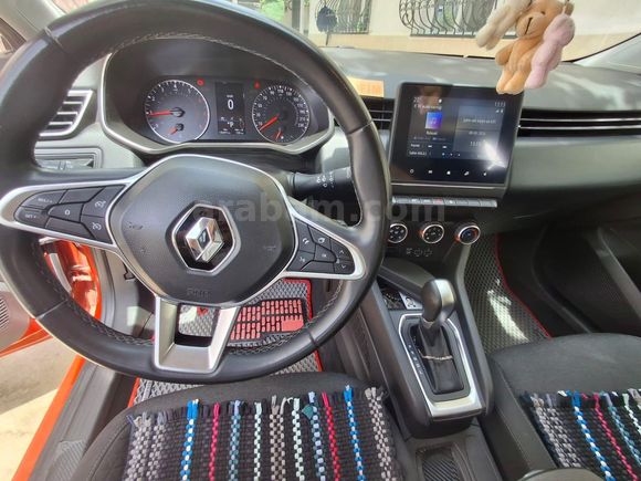 Sahibinden Renault Clio 1.0 TCe Touch Yetkili Servis bakımlı 2020 Model