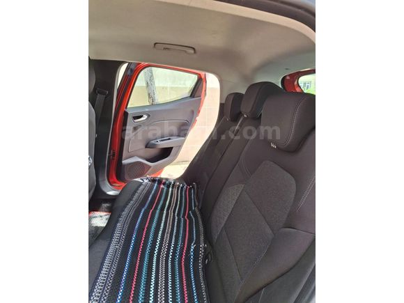 Sahibinden Renault Clio 1.0 TCe Touch Yetkili Servis bakımlı 2020 Model