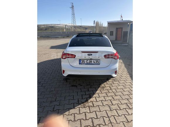 Sahibinden Ford Focus 1.5 EcoBlue Titanium Stil 2024 Model 