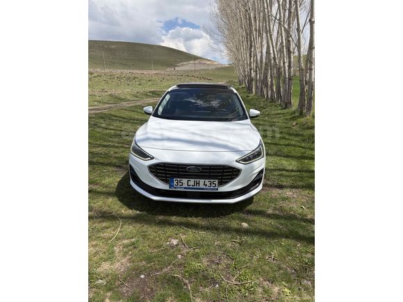 Sahibinden Ford Focus 1.5 EcoBlue Titanium Stil 2024 Model 
