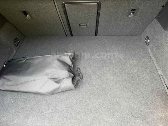 TR DE TEK ÖZEL ORJİNAL COPPER JANTI İLE Cupra Formentor 1.5 eHybrid Phev Supreme 2025 Model 150 KM ELEKTRİKLİ MENZİL Gri (metalik)