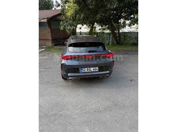 TR DE TEK ÖZEL ORJİNAL COPPER JANTI İLE Cupra Formentor 1.5 eHybrid Phev Supreme 2025 Model 150 KM ELEKTRİKLİ MENZİL Gri (metalik)