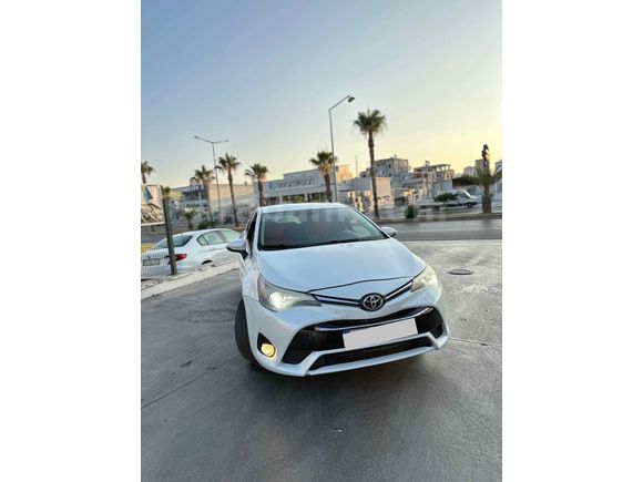 Sahibinden Toyota Avensis 1.6 D-4D Advance 2015 Model 