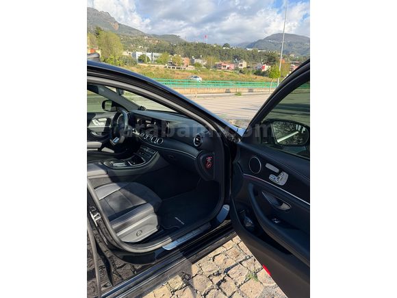  Mercedes - Benz E 200 d AMG 2023 Model / 32,000 km
