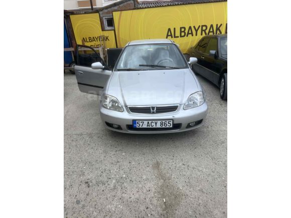 Sahibinden Honda Civic 1.4 1.4i 2000 Model 