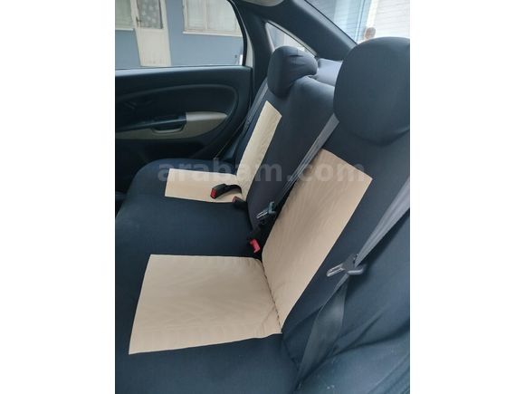 Sahibinden Fiat Linea 1.3 Multijet Active Plus 2012 Model  367.000 km Beyaz