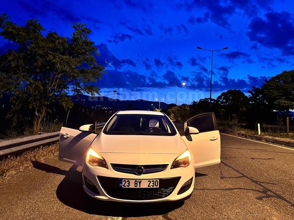 Sahibinden Opel Astra 1.6 Edition 2017 Model  59000 km Beyaz