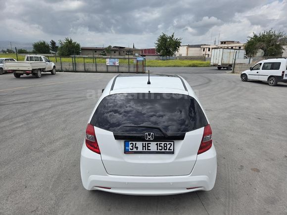 Honda Jazz 1.4 Fun 2012 Model