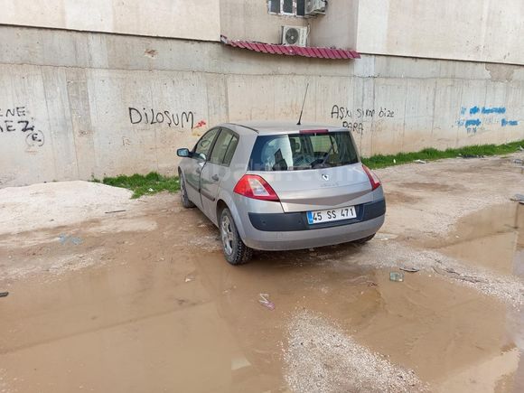 Sahibinden Renault Megane 1.4 Dynamique 2004 Model