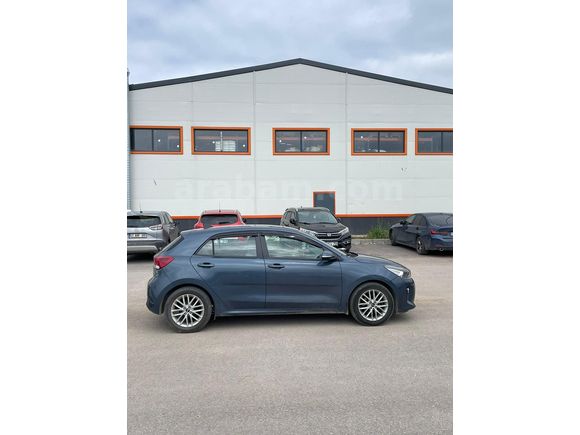 Kia rio 1.4CRDİ WGT 2018 model sahibinden temiz