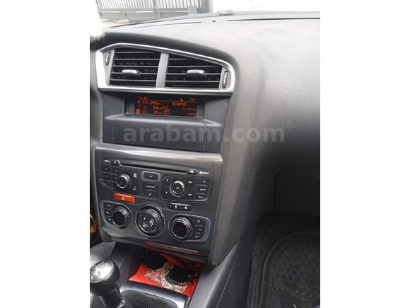 MOTORU YÜRÜYENİ MUAZZAM AİLE ARACİ KM Sİ  ORJİNALDİR