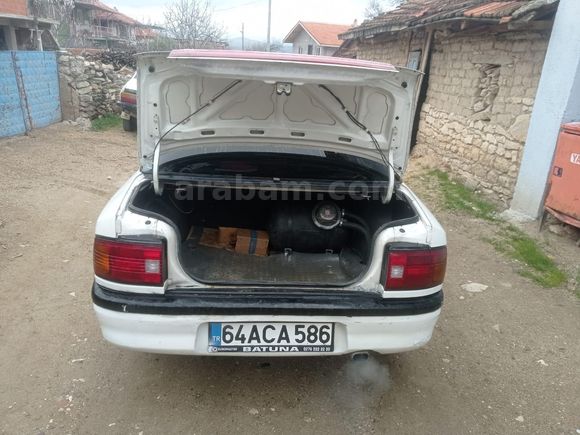 Sahibinden Mazda 323 1.6 GLX 1994 Model