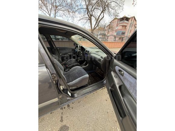 Galeriden Mazda 626 2.0 GLX 1998 Model Konya