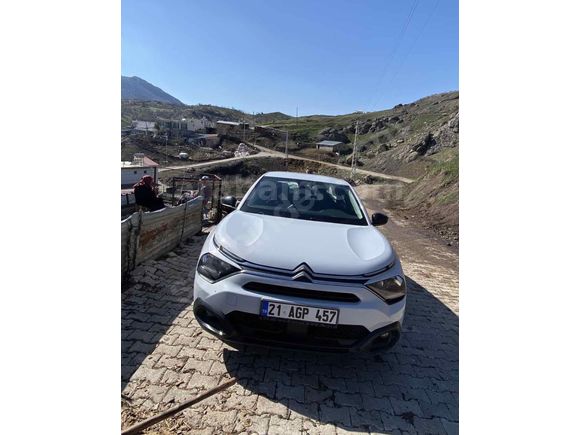 Sahibinden Citroen C4 X 1.2 PureTech Feel Bold 2024 Model 