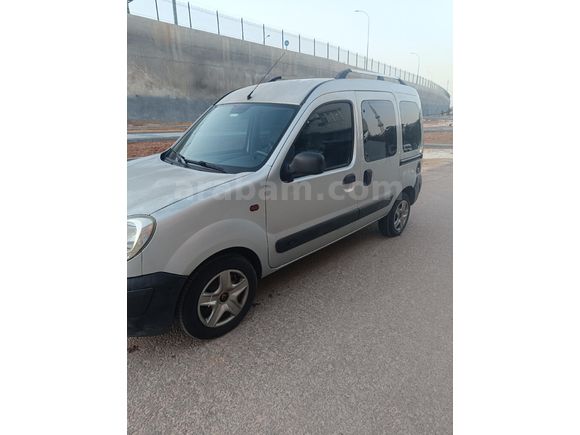 otomobil ruhsatlı Kangoo 1.5 dCi Authentique 2004 Model Gaziantep