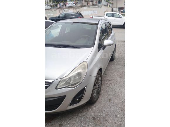 Temiz Opel Corsa 1.4 Twinport Active 2013 Model