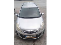 Temiz Opel Corsa 1.4 Twinport Active 2013 Model