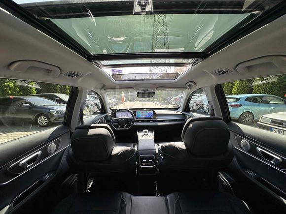  Chery Tiggo 8 Pro Max Intelligent 2025 Model  14.000km 
