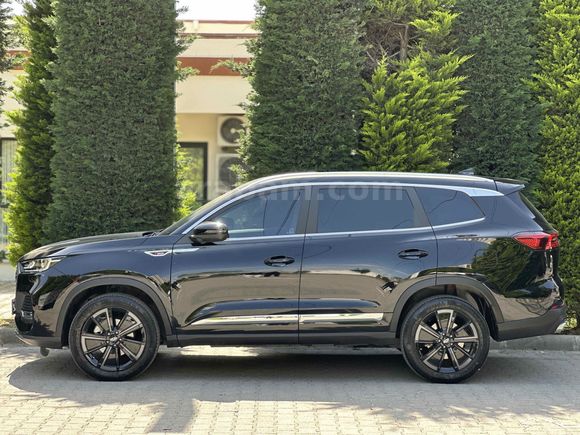  Chery Tiggo 8 Pro Max Intelligent 2025 Model  14.000km 