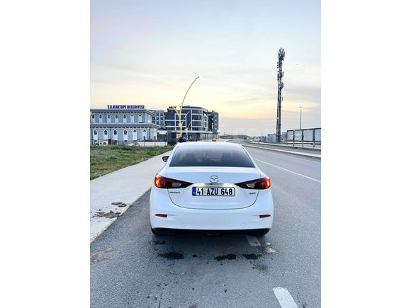 94 BİNDE TEMİZ MAZDA 3