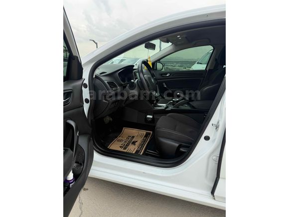  Renault Megane 1.5 dCi Touch 2017 Model  182.000 km hatasız boyasız 