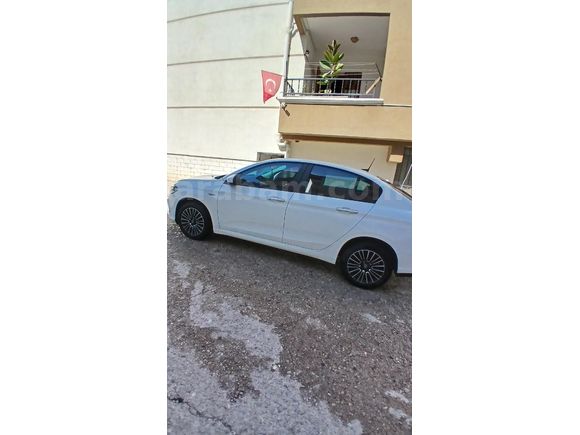 Sahibinden Fiat Egea 1.4 Fire Urban 2025 Model  14.000 km Beyaz