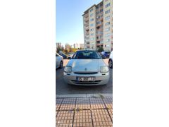Sahibinden Renault Clio 1.4 RNA 2001 Model  163.000 km Gri (Gümüş)