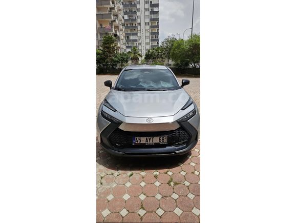 Sahibinden Toyota C-HR 1.8 Hybrid Flame 2025 Model
