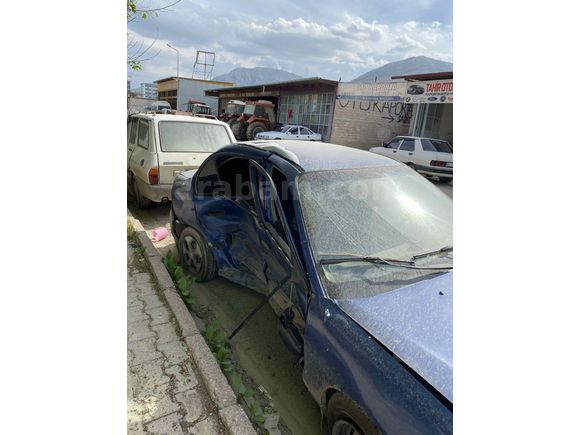 Sahibinden Hyundai Accent 1.5 1.5i GLS 2000 Model 