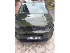 Sahibinden Peugeot Rifter 1.5 BlueHDI Allure makyaj lı kasa 2024 Model