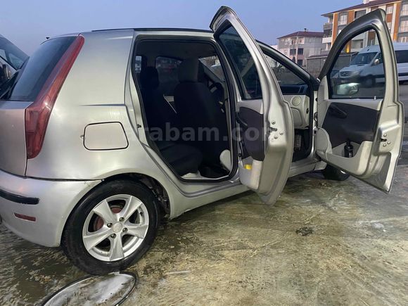 Sahibinden Fiat Punto 1.2 Dynamic 2005 Model 