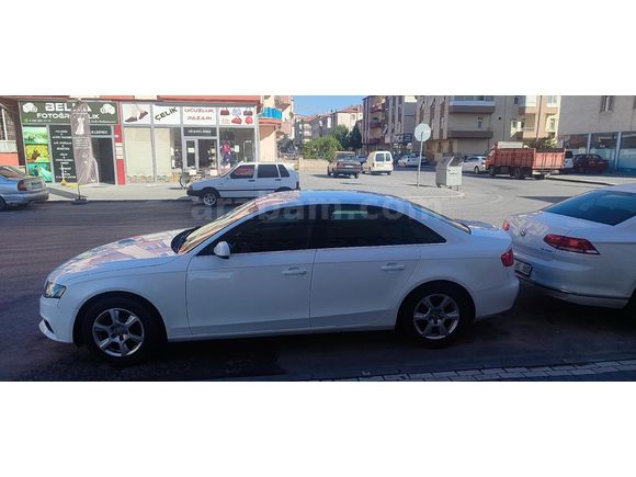 Sahibinden Audi A4 Sedan 1.8 TFSI 2011 Model  219.000 km Beyaz