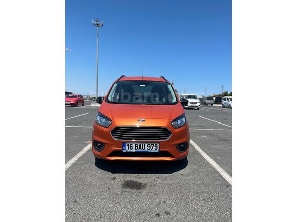 Sahibinden Hatasız boyasız tramersiz 2023 Model Ford Tourneo Courier Titanium Plus Full Paket 1.5  Dizel  Km 55 Bin