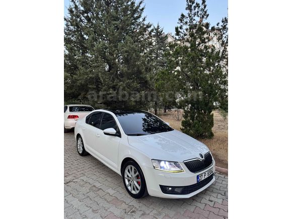 Sahibinden Skoda Octavia 1.6 TDI Elegance CR 2014 Model 