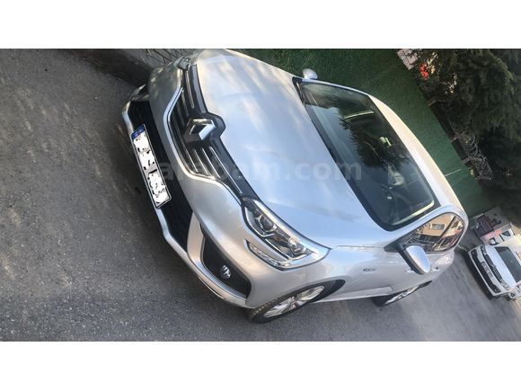Doktor Sahibinden Çok Çok Temiz Megan 4 Hatasız Boyasız Tesla Ekran Deri Koltuk