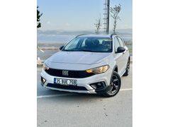 2023 MODEL// 99. Km// HATASIZ BOYASIZ// SERVİS BAK.// CROSS