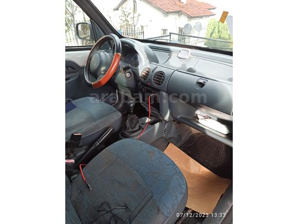 otomobil ruhsatli Renault Kangoo 1.9 D 2000 Model Samsun