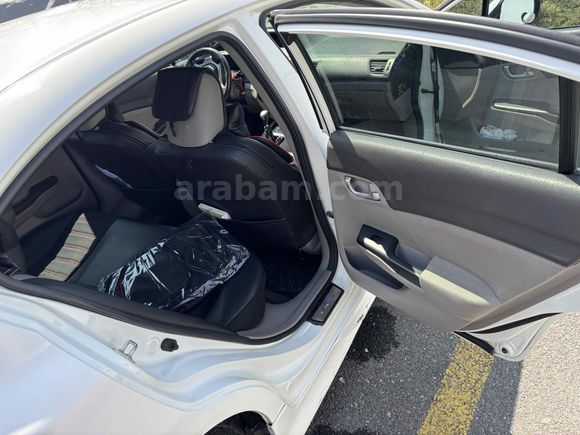 Sahibinden Honda Civic 1.6i VTEC Eco Elegance 2013 Model 