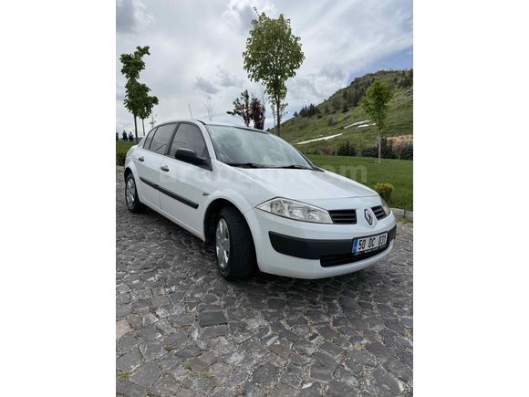 Sahibinden Renault Megane 1.6 Authentique 2004 Model 