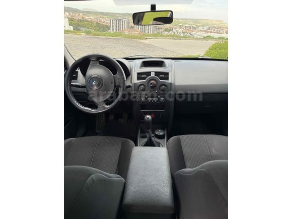 Sahibinden Renault Megane 1.6 Authentique 2004 Model 