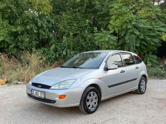 Sahibinden Ford Focus 1.6 Ambiente 2001 Model 