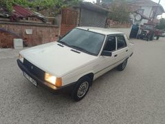 Sahibinden Renault R 9 1.4 Broadway GTE SIFIR MUAYENELİ 1990 Model
