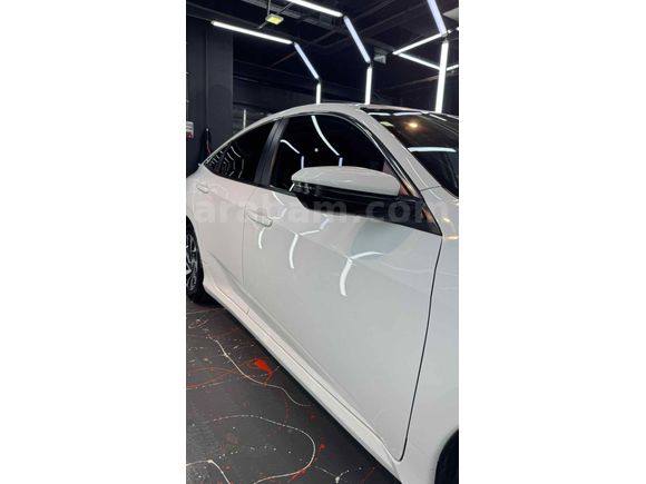 Sahibinden Honda Civic 1.6i DTEC Elegance 2018 Model 