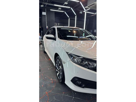 Sahibinden Honda Civic 1.6i DTEC Elegance 2018 Model 